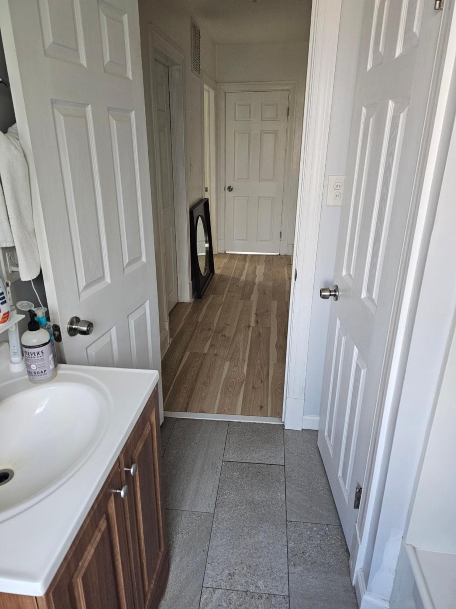Small Cozy Room, Shared Bathroom Homestay